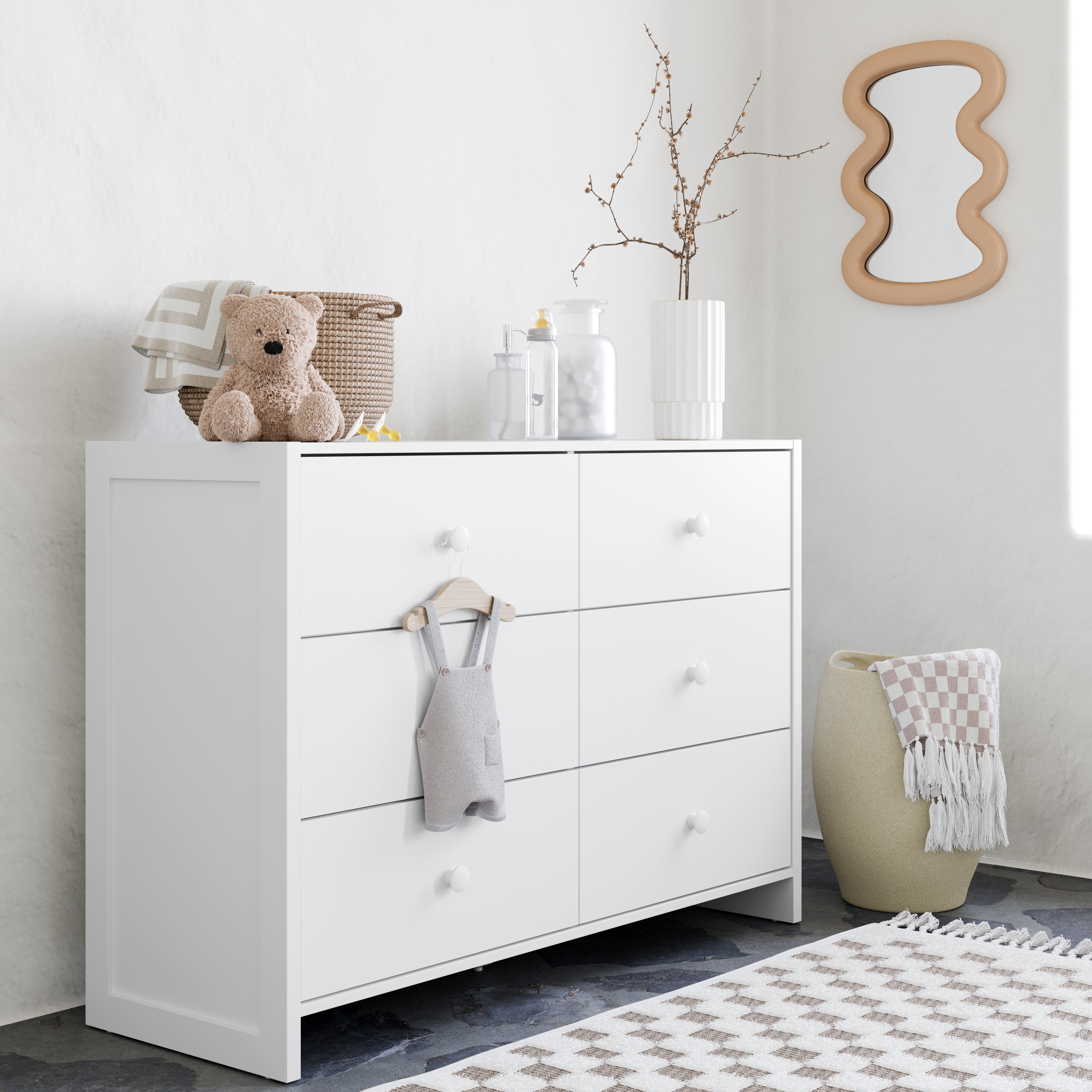 Storkcraft® Calabasas® 6 Drawer Dresser.